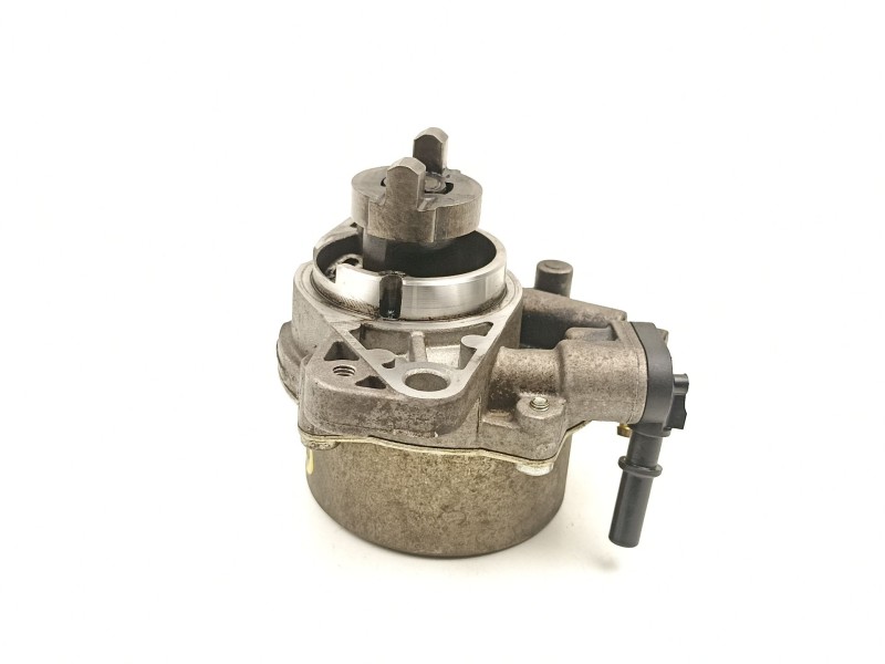 Recambio de depresor freno para opel astra j (p10) 1.3 cdti (68) referencia OEM IAM 55221036  