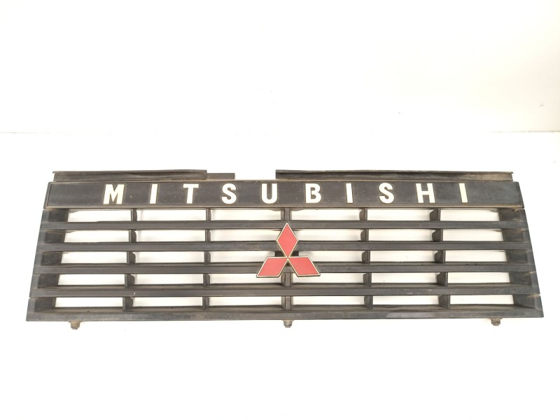 Recambio de rejilla para mitsubishi montero (l040) 2.5 td (l044g, l049g) referencia OEM IAM MB404619  