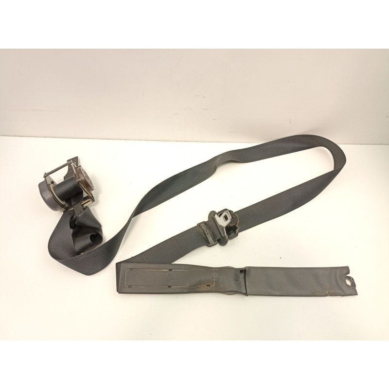 Recambio de cinturon seguridad delantero derecho para mitsubishi montero (l040) 2.5 td (l044g, l049g) referencia OEM IAM MB74135