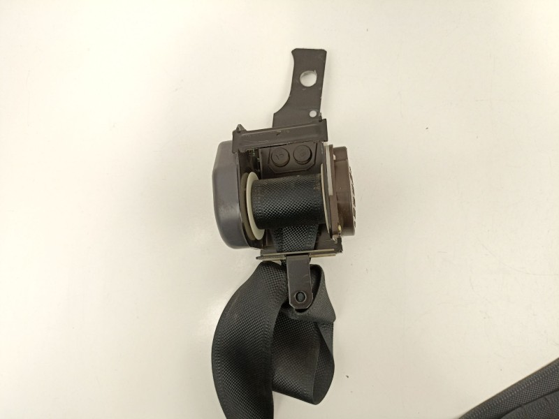 Recambio de cinturon seguridad delantero derecho para mitsubishi montero (l040) 2.5 td (l044g, l049g) referencia OEM IAM MB74135