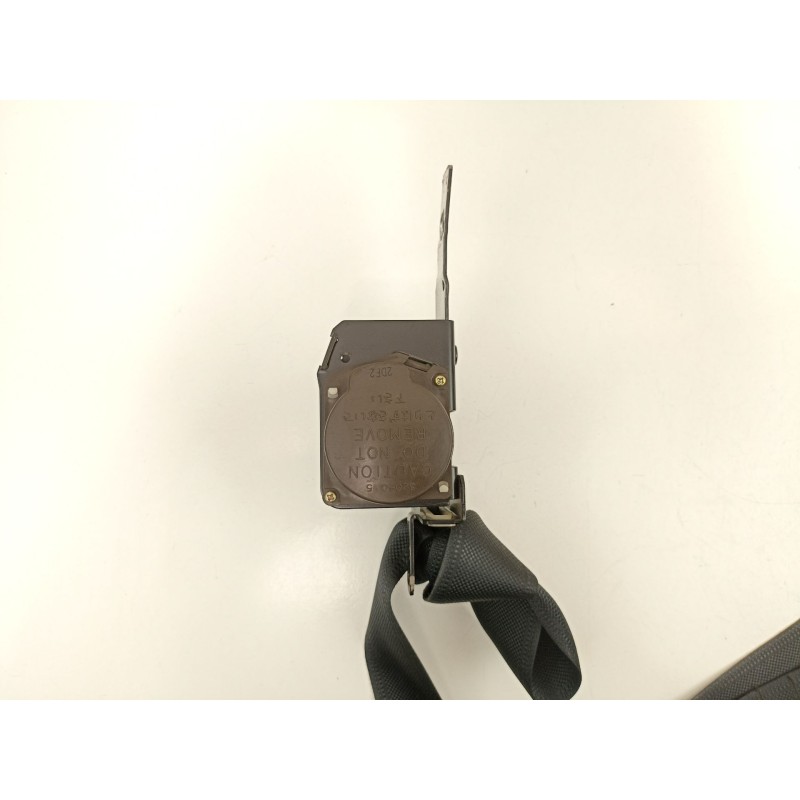 Recambio de cinturon seguridad delantero derecho para mitsubishi montero (l040) 2.5 td (l044g, l049g) referencia OEM IAM MB74135