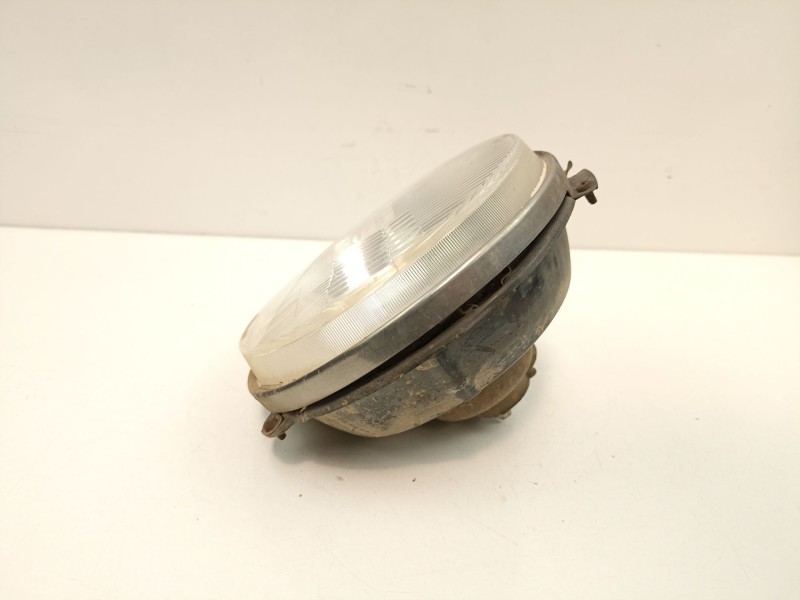 Recambio de faro izquierdo para mitsubishi montero (l040) 2.5 td (l044g, l049g) referencia OEM IAM MB283548  