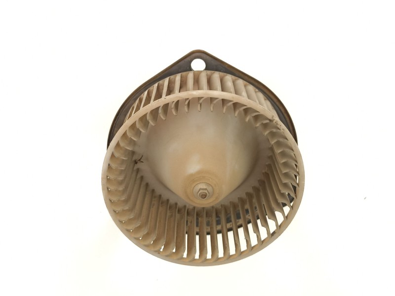 Recambio de motor calefaccion para mitsubishi montero (l040) 2.5 td (l044g, l049g) referencia OEM IAM MB239411  