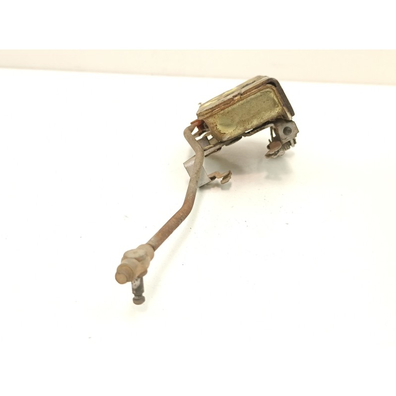 Recambio de cerradura puerta delantera izquierda para mitsubishi montero (l040) 2.5 td (l044g, l049g) referencia OEM IAM MB36530