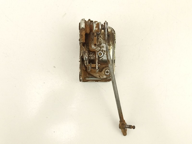 Recambio de cerradura maletero porton para mitsubishi montero (l040) 2.5 td (l044g, l049g) referencia OEM IAM MB258405  