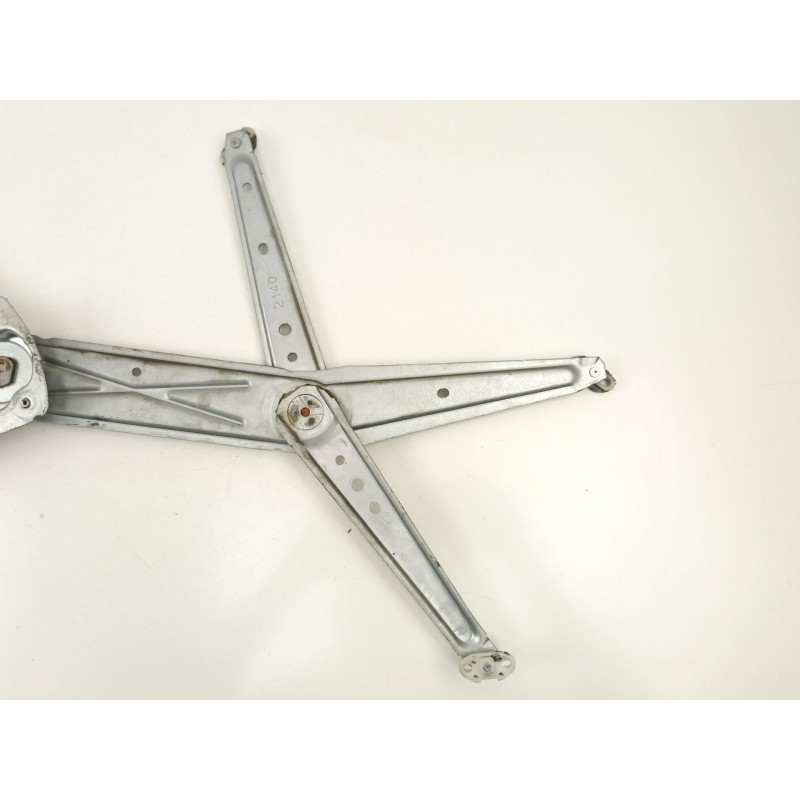 Recambio de elevalunas delantero derecho para opel corsa b (s93) 1.0 i 12v (f08, f68, m68) referencia OEM IAM 90388866  