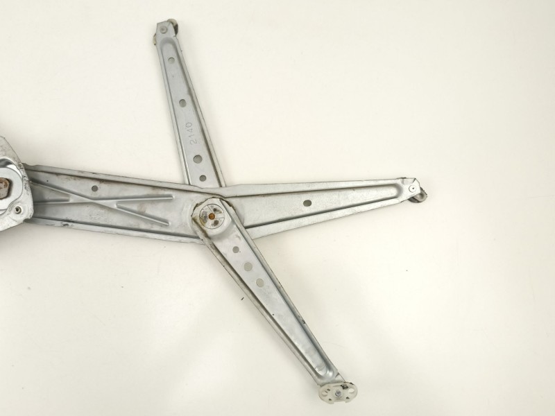 Recambio de elevalunas delantero derecho para opel corsa b (s93) 1.0 i 12v (f08, f68, m68) referencia OEM IAM 90388866  