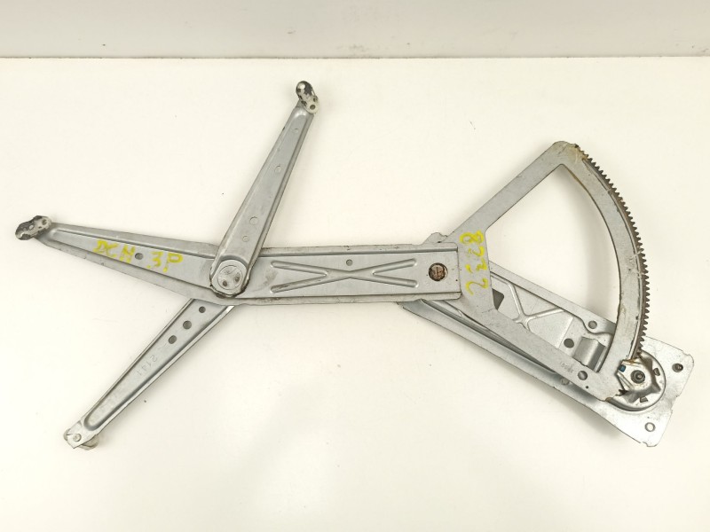 Recambio de elevalunas delantero derecho para opel corsa b (s93) 1.0 i 12v (f08, f68, m68) referencia OEM IAM 90388866  