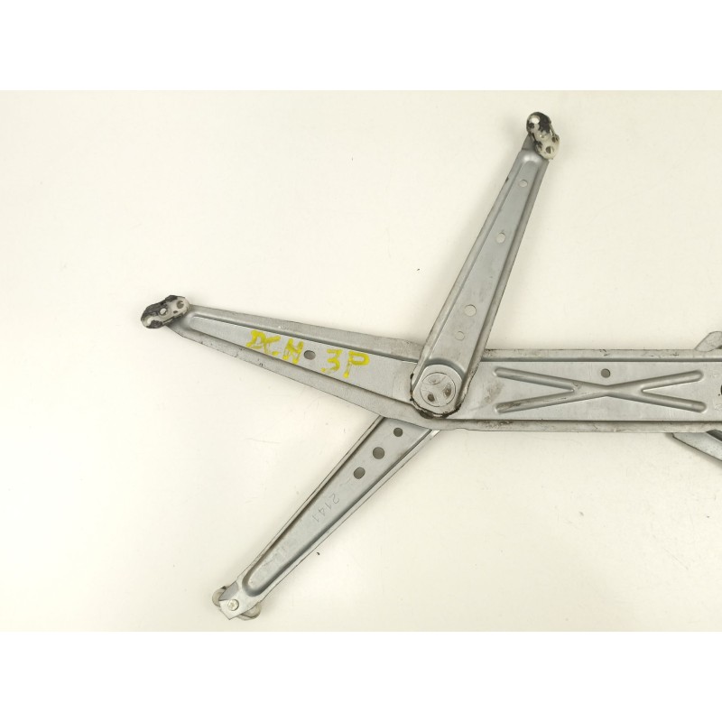 Recambio de elevalunas delantero derecho para opel corsa b (s93) 1.0 i 12v (f08, f68, m68) referencia OEM IAM 90388866  