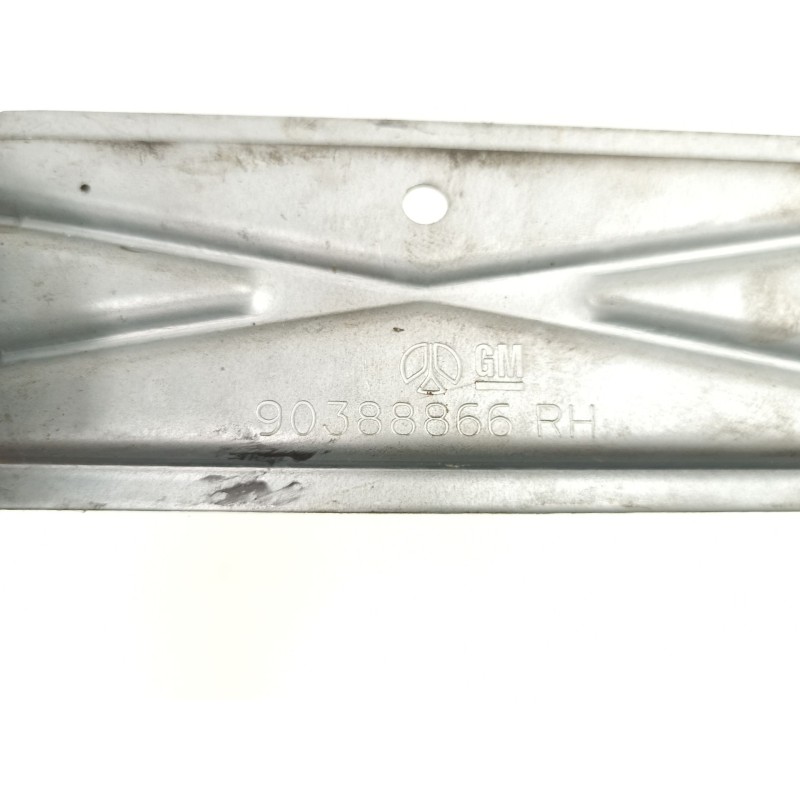 Recambio de elevalunas delantero derecho para opel corsa b (s93) 1.0 i 12v (f08, f68, m68) referencia OEM IAM 90388866  