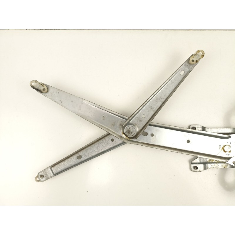 Recambio de elevalunas delantero derecho para opel corsa 1.4 g referencia OEM IAM 90481774  