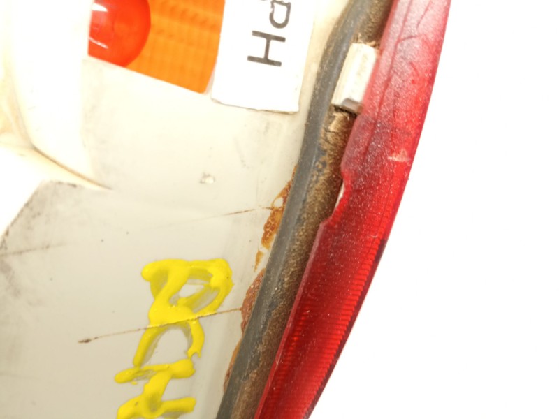 Recambio de piloto trasero derecho para opel combo 1.7 d-17d referencia OEM IAM 90486300  