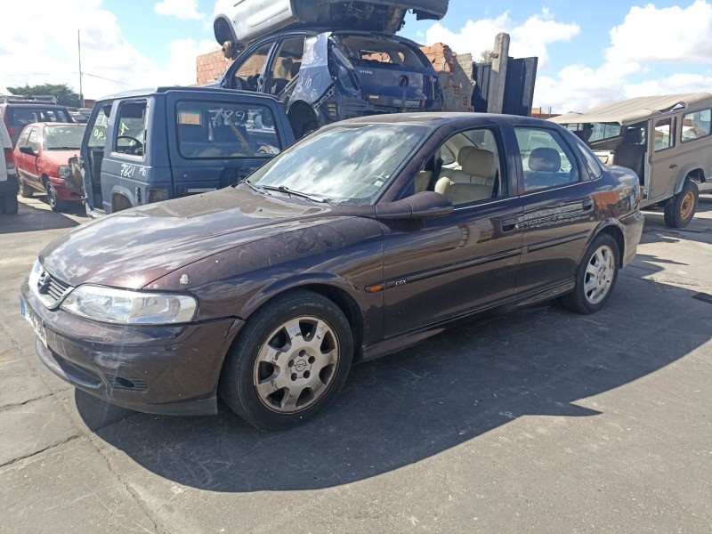 opel vectra b (j96) del año 2000