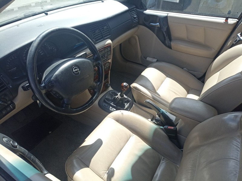 opel vectra b (j96) del año 2000