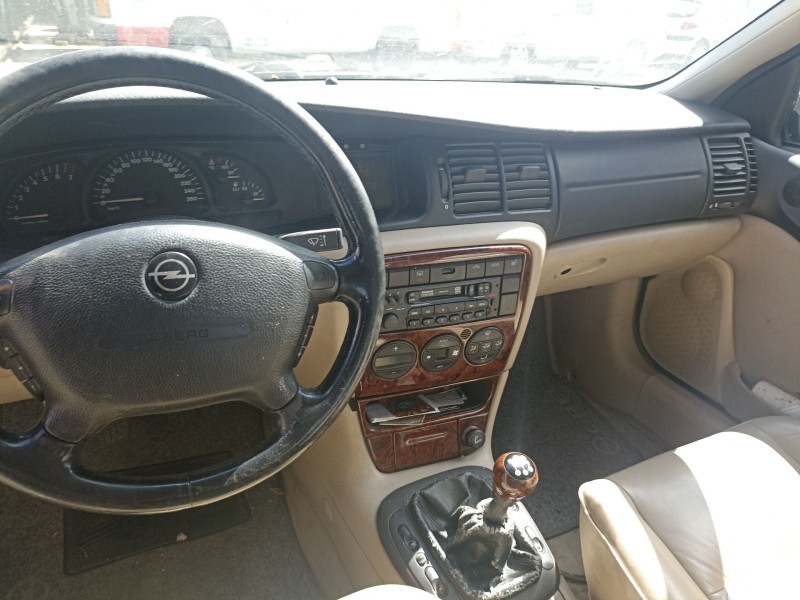 opel vectra b (j96) del año 2000