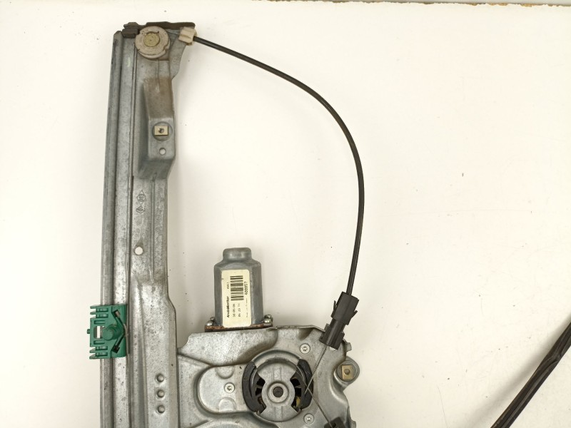 Recambio de elevalunas delantero derecho para renault clio iii (br0/1, cr0/1) 1.5 dci (br17, cr17) referencia OEM IAM 8200826165