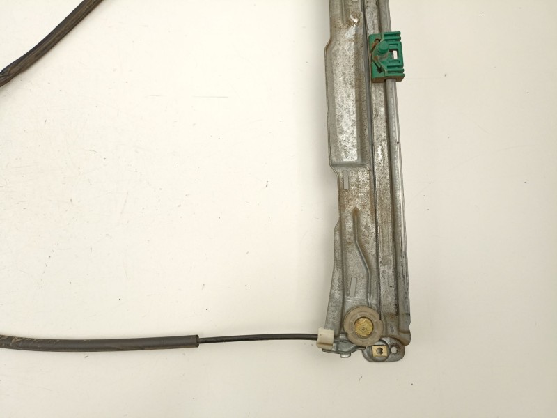 Recambio de elevalunas delantero derecho para renault clio iii (br0/1, cr0/1) 1.5 dci (br17, cr17) referencia OEM IAM 8200826165