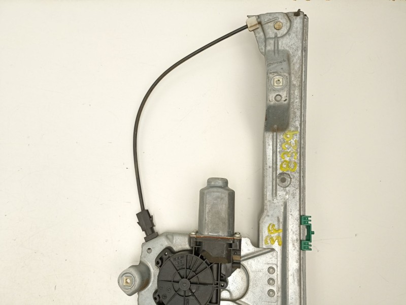 Recambio de elevalunas delantero derecho para renault clio iii (br0/1, cr0/1) 1.5 dci (br17, cr17) referencia OEM IAM 8200826165