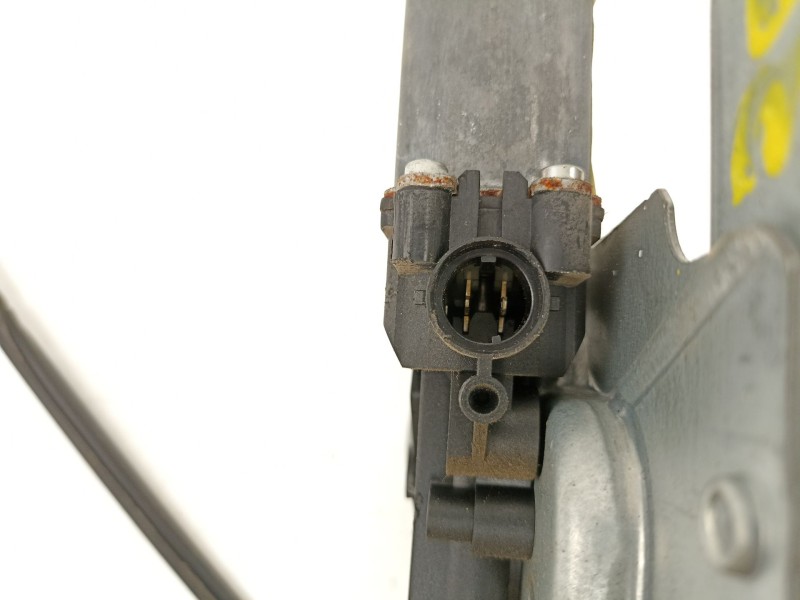 Recambio de elevalunas delantero derecho para renault clio iii (br0/1, cr0/1) 1.5 dci (br17, cr17) referencia OEM IAM 8200826165