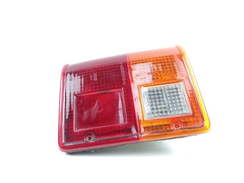 Recambio de piloto trasero derecho para mitsubishi montero (l040) 2.5 td (l044g, l049g) referencia OEM IAM MB283726  