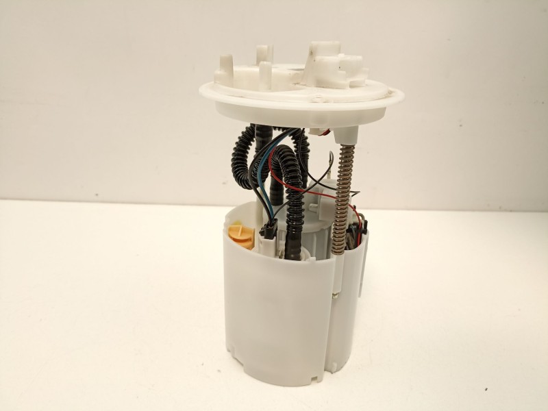Recambio de bomba combustible aforador para opel corsa d (s07) 1.2 (l08, l68) referencia OEM IAM 13216318 0580314138 