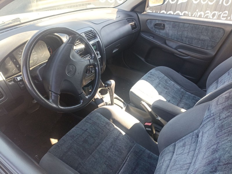 mazda 626 v hatchback (gf) del año 1998