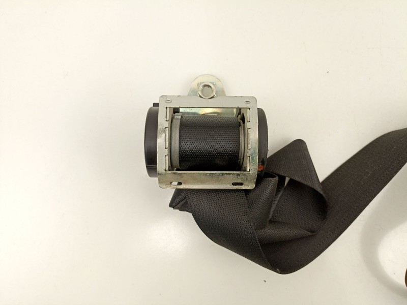 Recambio de cinturon seguridad delantero izquierdo para opel corsa 1.3 cdti 6v referencia OEM IAM 13225280  13153269