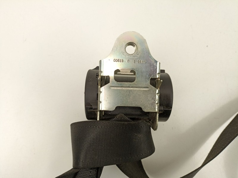 Recambio de cinturon seguridad delantero izquierdo para opel corsa 1.3 cdti 6v referencia OEM IAM 13225280  13153269