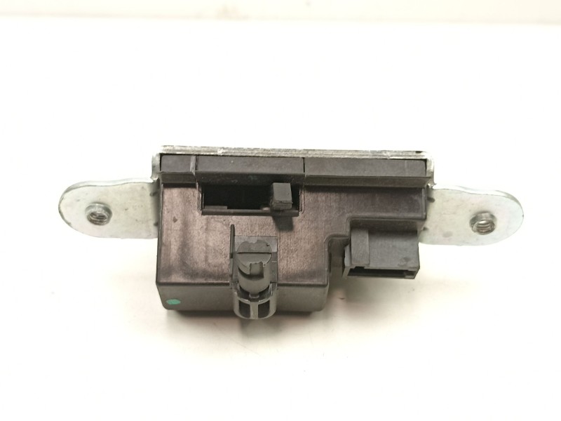 Recambio de cerradura maletero porton para opel corsa d selective referencia OEM IAM 13317445  