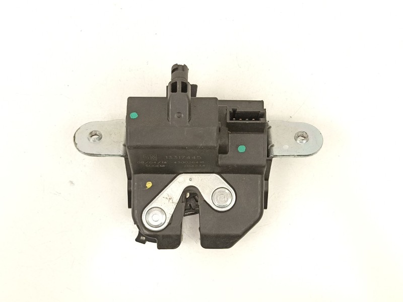 Recambio de cerradura maletero porton para opel corsa d selective referencia OEM IAM 13317445  