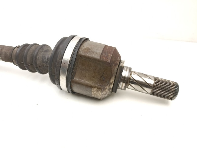 Recambio de transmision delantera izquierda para renault scénic ii (jm0/1_) 2.0 dci (jm1k) referencia OEM IAM 8200383707  