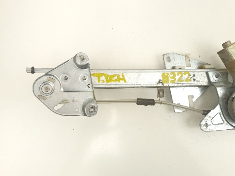 Recambio de elevalunas trasero derecho para mazda 626 v hatchback (gf) 2.0 (gfer) referencia OEM IAM GE4T72590  