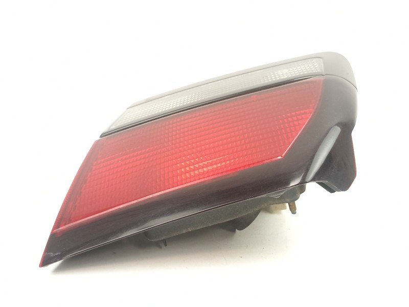 Recambio de piloto porton derecho para mazda 626 v hatchback (gf) 2.0 (gfer) referencia OEM IAM GE4T513F0B  