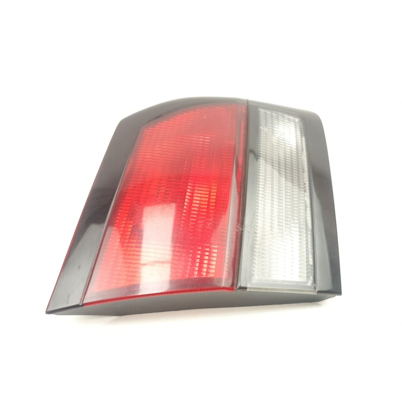 Recambio de piloto porton izquierdo para mazda 626 v hatchback (gf) 2.0 (gfer) referencia OEM IAM GE6T513G0B  