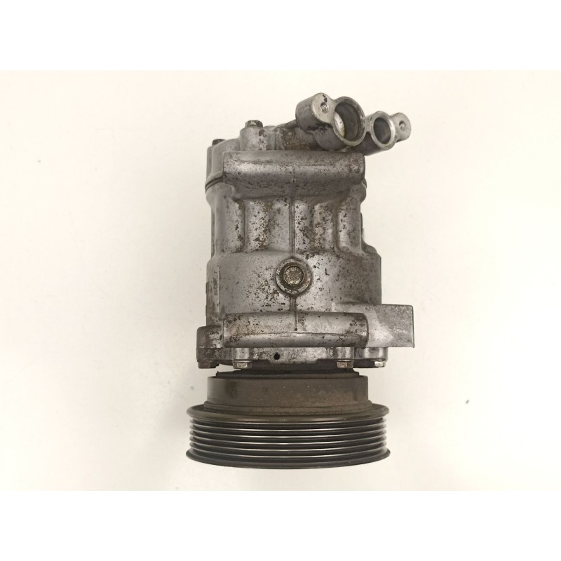 Recambio de compresor aire acondicionado para renault clio iii (br0/1, cr0/1) 1.5 dci (br17, cr17) referencia OEM IAM 8200365787