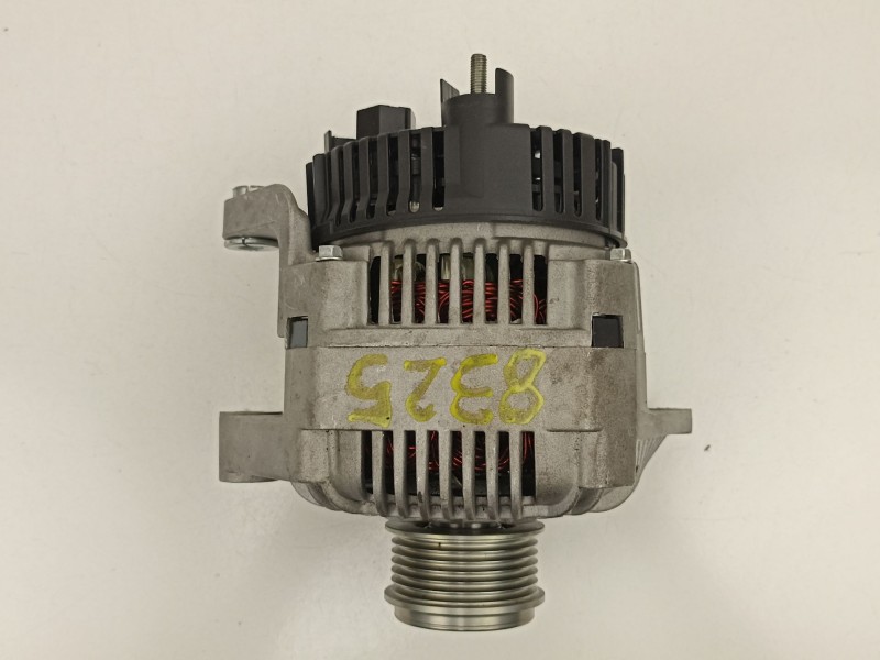 Recambio de alternador para renault megane i classic (la0/1_) 1.9 d (la0a, la0u, la0r) referencia OEM IAM 7711134722  