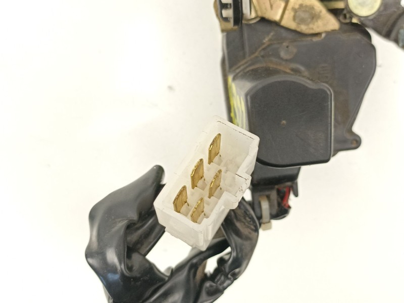 Recambio de cerradura puerta delantera izquierda para mazda 626 v hatchback (gf) 2.0 (gfer) referencia OEM IAM GE6T59310C  