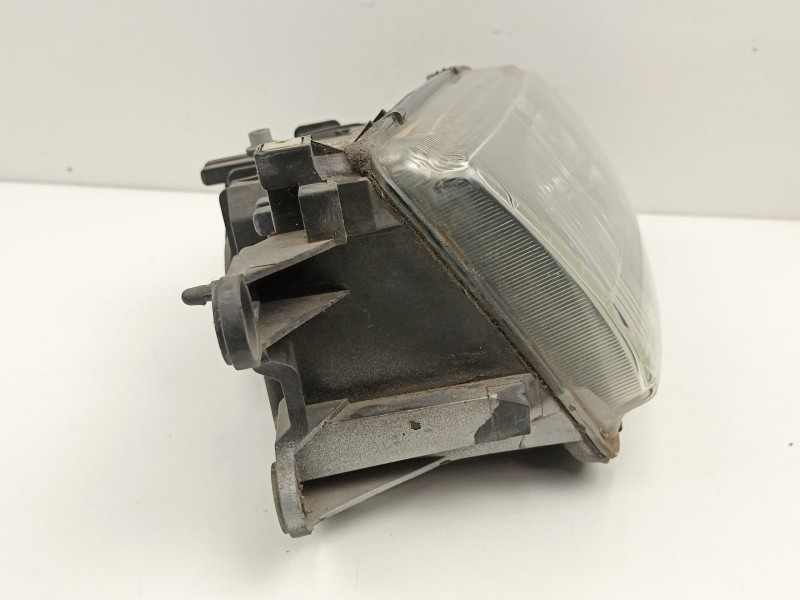 Recambio de faro derecho para mazda 626 v hatchback (gf) 2.0 (gfer) referencia OEM IAM GE4T510K0D 0301158204 