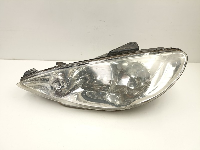 Recambio de faro izquierdo para peugeot 206 hatchback (2a/c) 1.9 d referencia OEM IAM 6204S9  