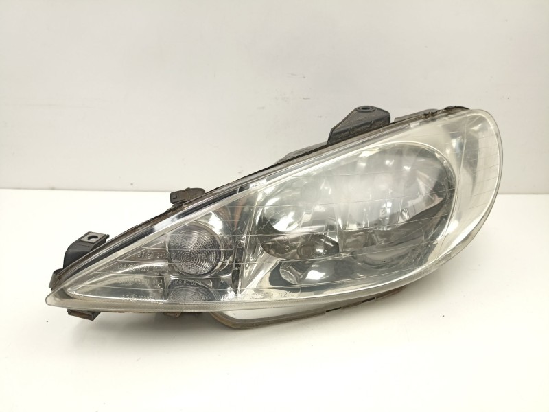 Recambio de faro izquierdo para peugeot 206 hatchback (2a/c) 1.9 d referencia OEM IAM 6204S9  
