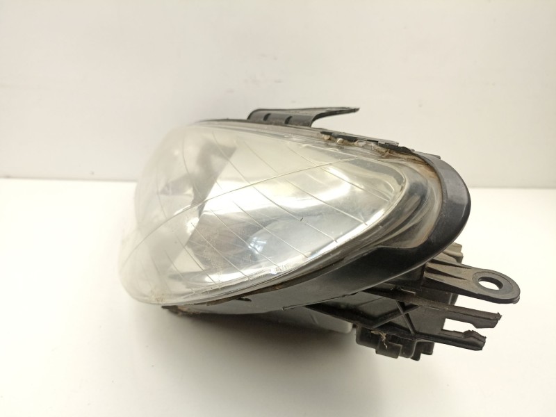 Recambio de faro izquierdo para peugeot 206 hatchback (2a/c) 1.9 d referencia OEM IAM 6204S9  