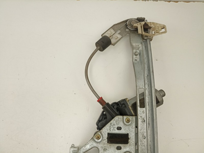 Recambio de elevalunas delantero izquierdo para peugeot 206 hatchback (2a/c) 1.9 d referencia OEM IAM 9221E5  