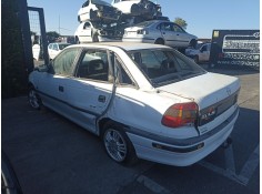 opel astra f sedán (t92) del año 1997 2