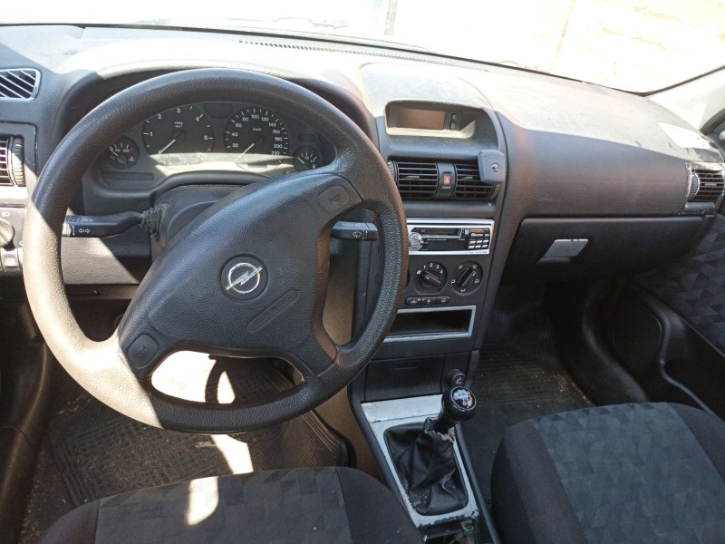 opel astra g hatchback (t98) del año 1999