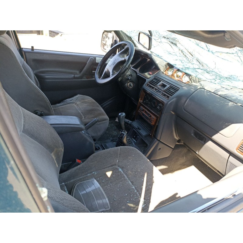 Recambio de carroceria para mitsubishi montero classic (v2_w, v6_w, v7_w) 2.5 td (v24w) referencia OEM IAM   