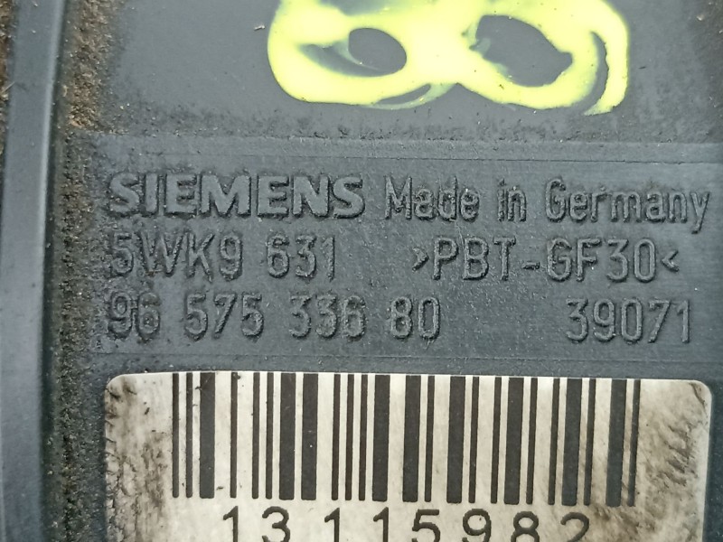 Recambio de caudalimetro para peugeot 206 van 1.4 hdi referencia OEM IAM 9657533680 5WK9631 