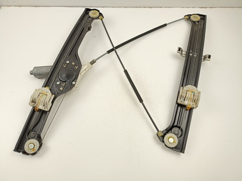 Recambio de elevalunas delantero izquierdo para bmw x5 (e70) xdrive 35 d referencia OEM IAM 51337166379  