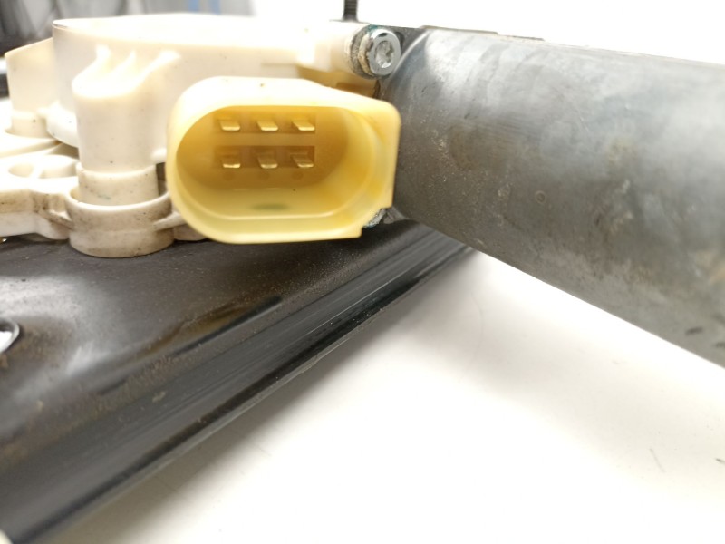 Recambio de elevalunas delantero izquierdo para bmw x5 (e70) xdrive 35 d referencia OEM IAM 51337166379  