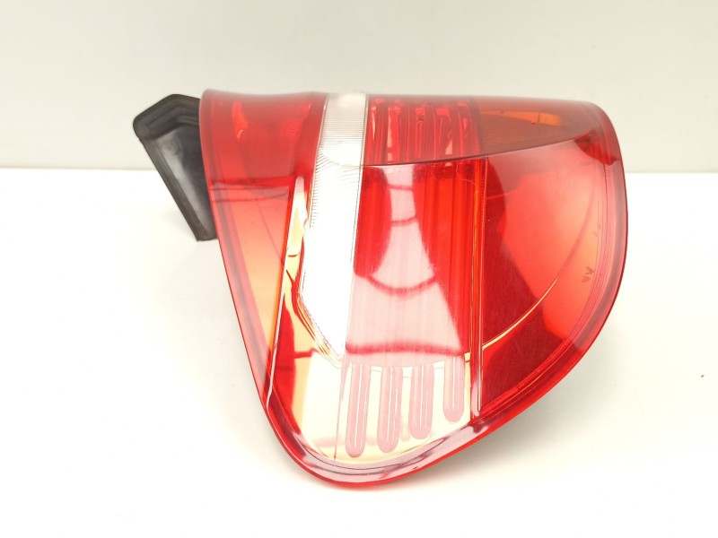 Recambio de piloto trasero izquierdo para bmw x5 (e70) xdrive 35 d referencia OEM IAM 7200817  