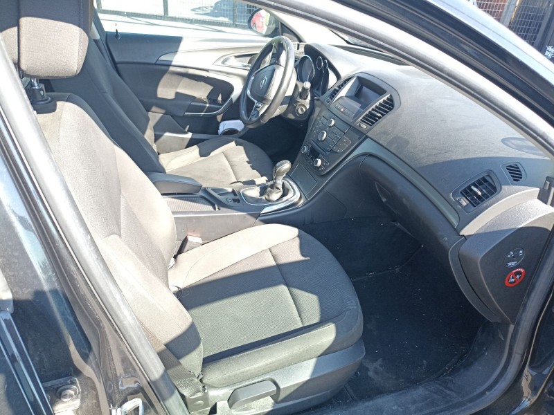 opel insignia a (g09) del año 2010